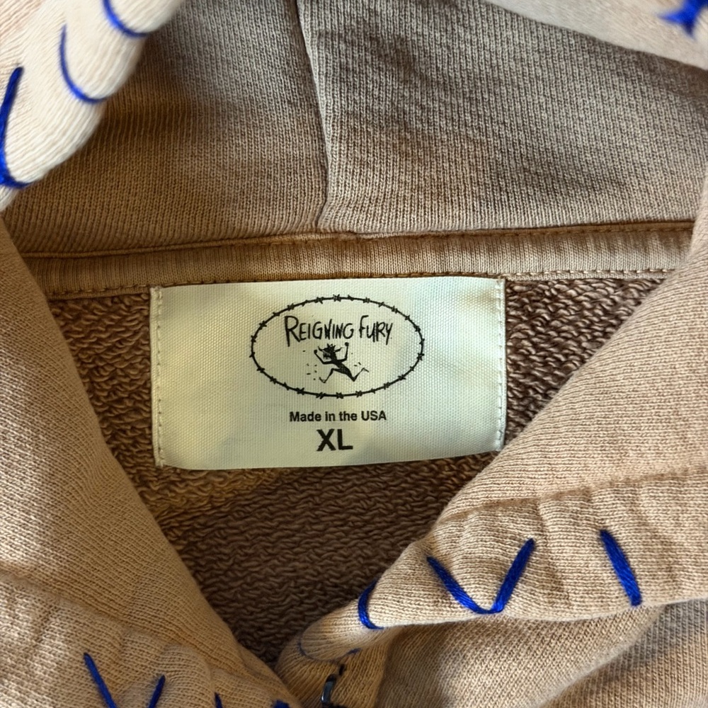 Reining fury tan graphic print Hoodie & sweatpants set - Picture 3 of 7